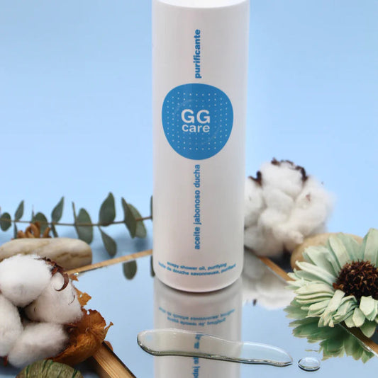 Aceite de ducha suave GGCare en envase purificante, ideal para cuidado oncológico y piel delicada